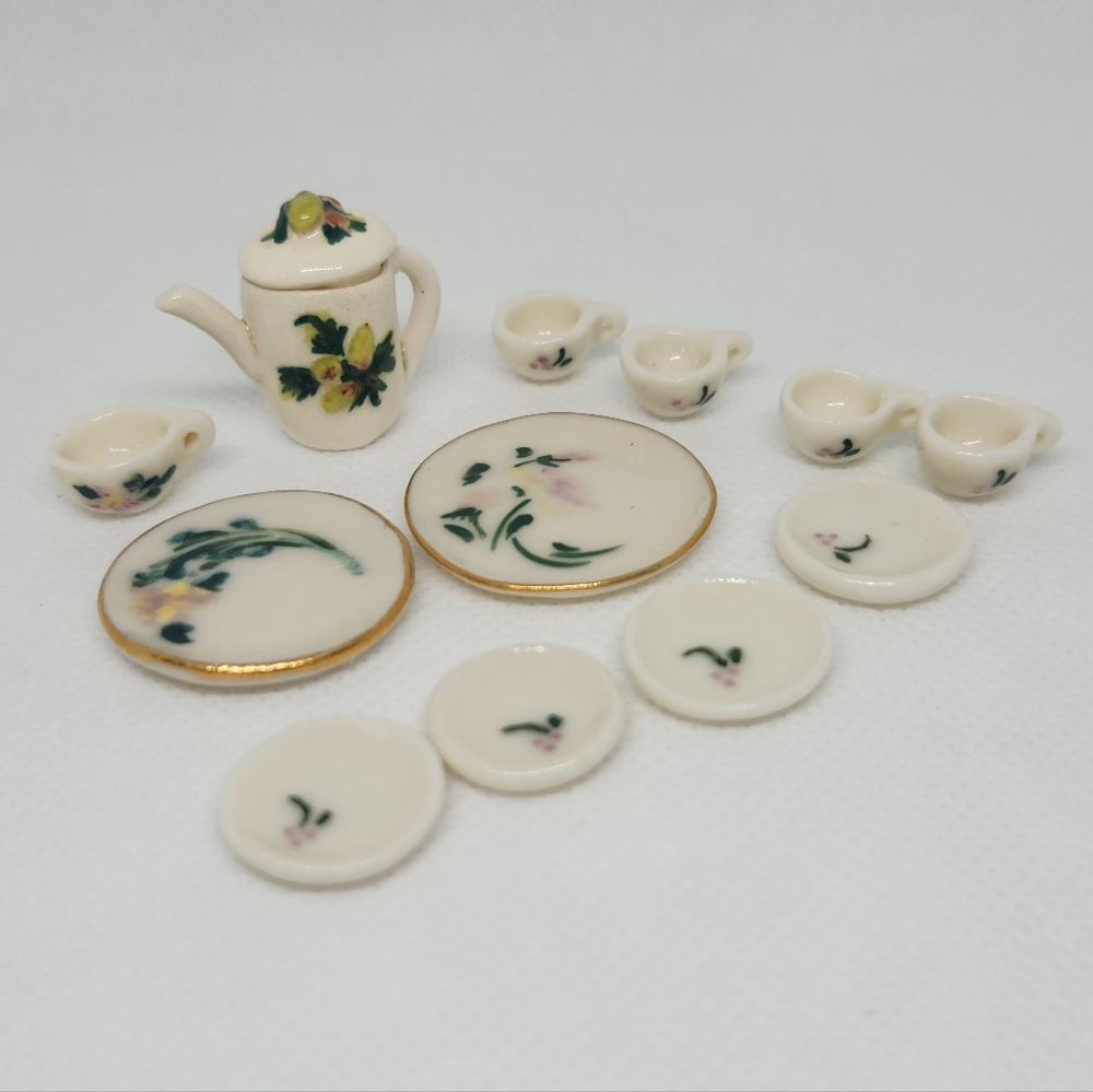 Vintage Dollhouse Dish Set